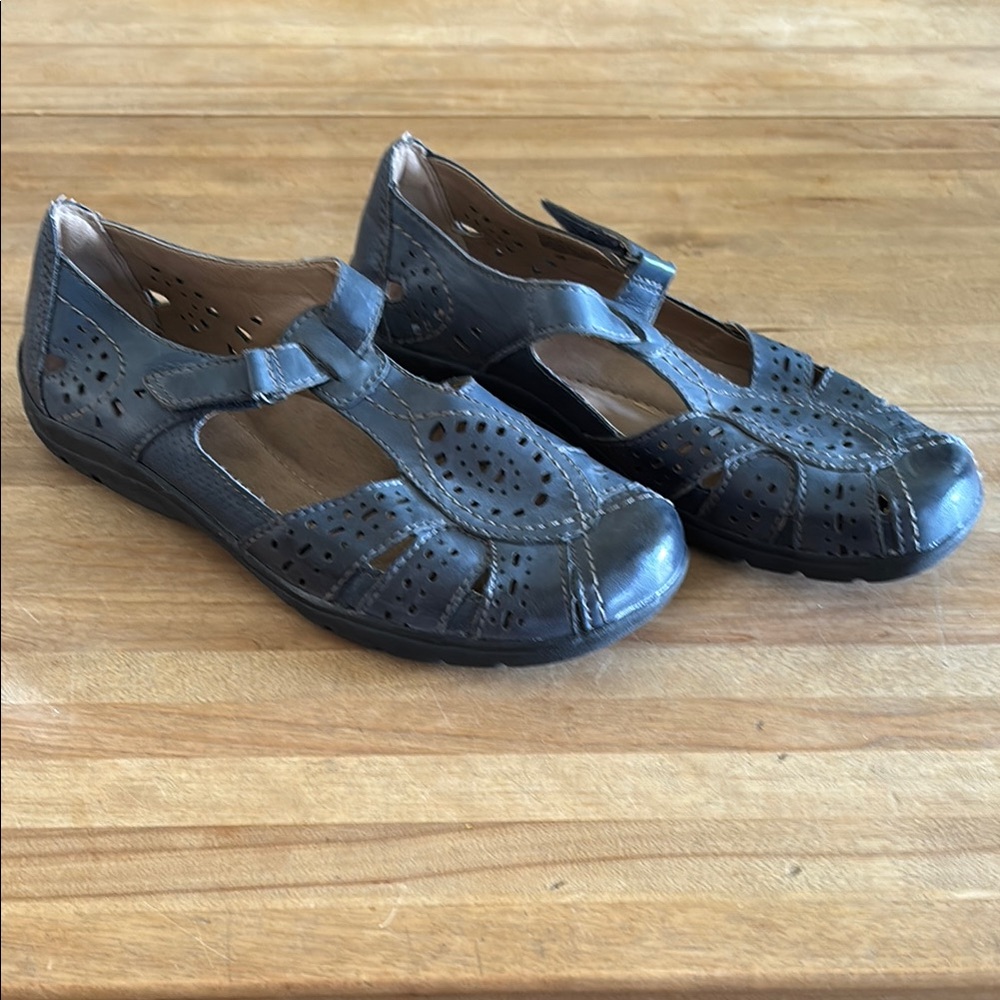 Women's Blue leather Earth Origins